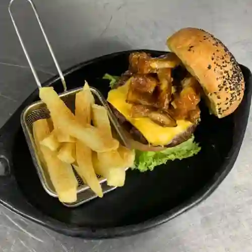 Hamburguesa Chicharronuda