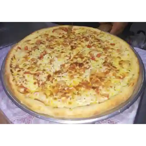 Pizza Jamón y Champiñones