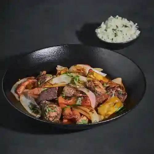 Lomo Saltado
