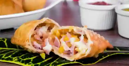 Empanada hawaiana