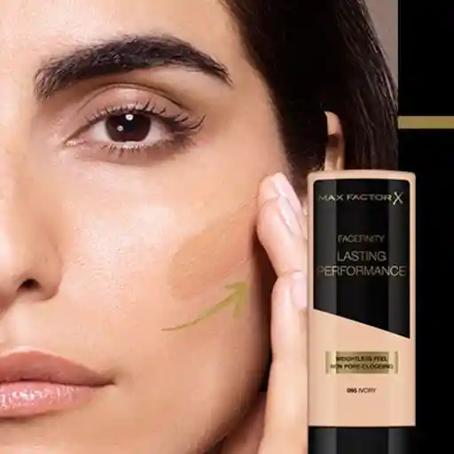 Max Factor Base Líquida Touch Proof 111 Deep Beige