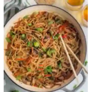 Lo Mein Vegetariano (pasta)