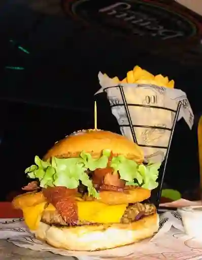 Combo Hamburguesa Angus Especial Papas a la Francesa Gaseosa