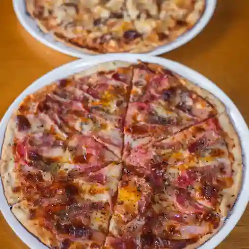 Pizza de Jamón y Queso