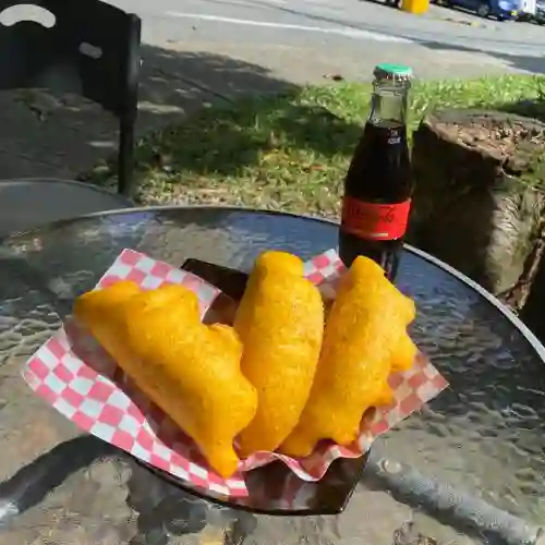 Empanada de Papa y Carne