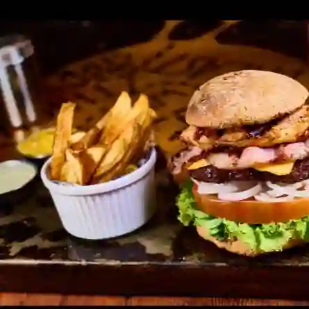 Hamburguesa Mixta con Pechuga