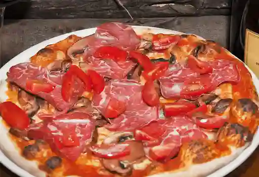 Pizza Bresaola