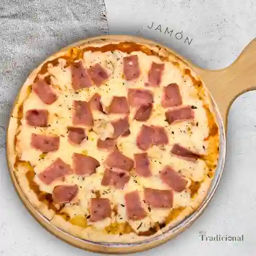 Pizza Jamón y Queso