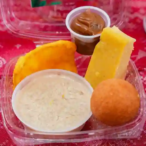 Plato navideño 3 x 4 unidades