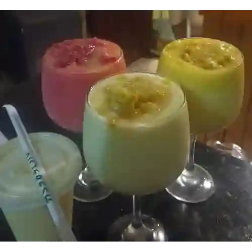 Granizados de Frutas Naturales en Agua