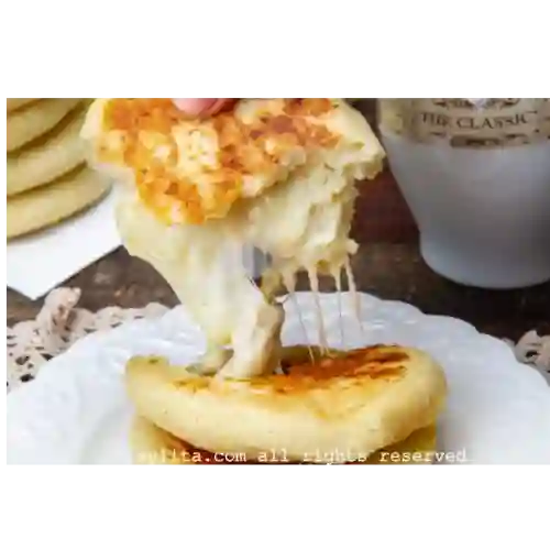 Arepa con Queso