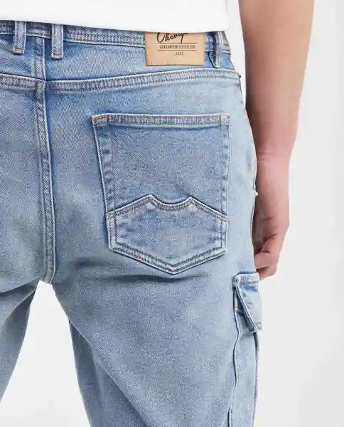 Bermuda Tipo Cargo Azul Cristalino Claro Talla 32 Chevignon