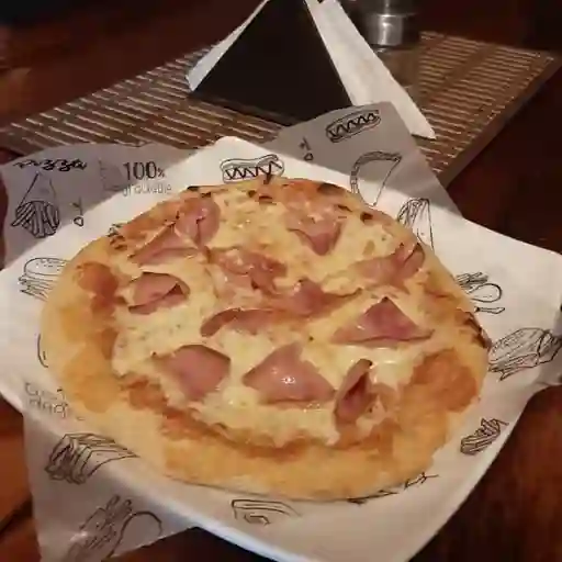 Pizza Clásica Jamón y Queso