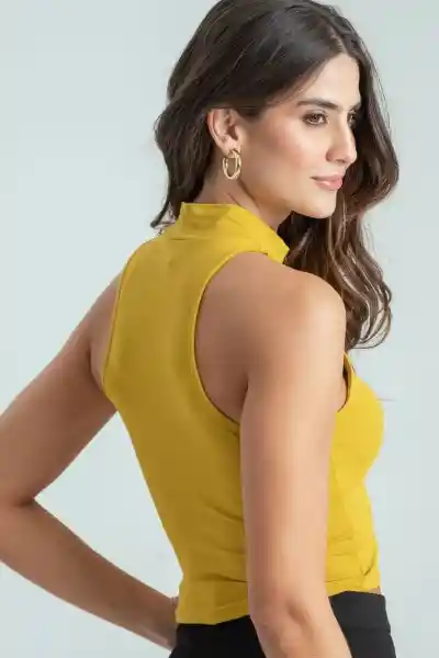 Crop Top Halter Color Verde Olivo Talla M Ragged