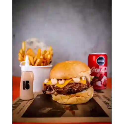 Super Combo Brisket Burger + Papas + Cocacola 235 ml