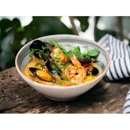 Curry Rojo de Mariscos