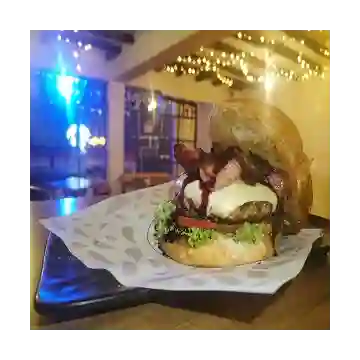 Hamburguesa Pollo + Alitas 400 gr