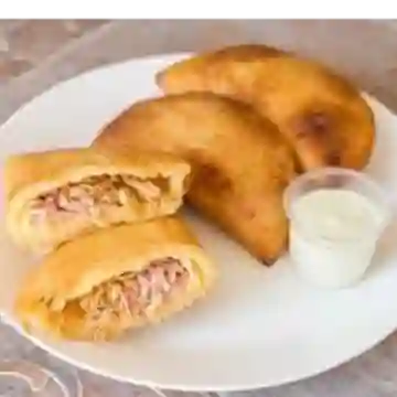 Empanada Cordon Bluey