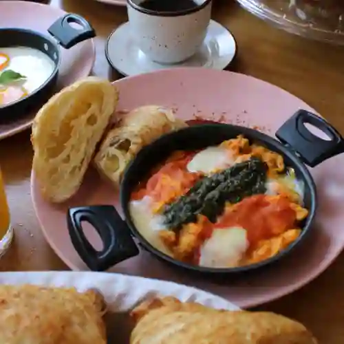Huevos napolitanos