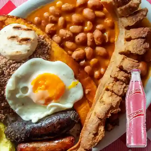 Combo bandeja paisa + gaseosa manzana