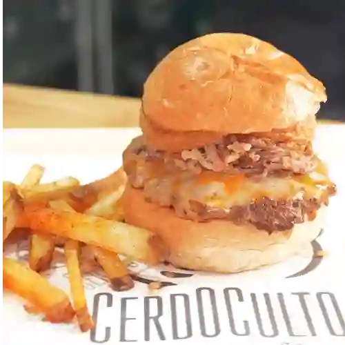 Hamburguesa Artesanal con Lechona