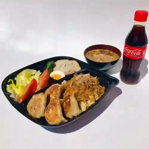 Combo Yakisoba Gyoza Bento - Artesanal
