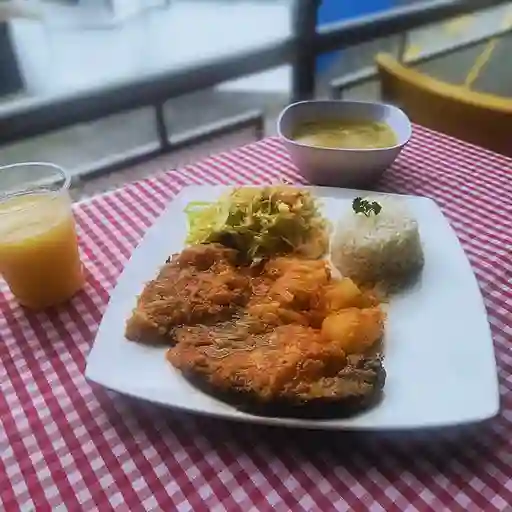 Lengua en salsa o dorada