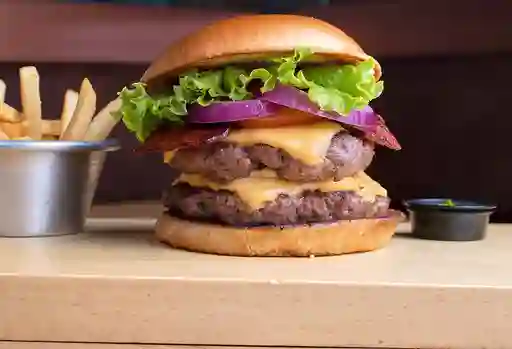 Hamburguesa Doble con Tocineta