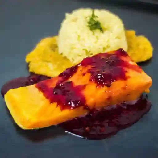 Salmón Frutos Rojos