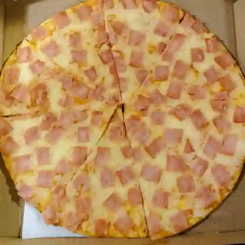 Pizza Jamón y Queso
