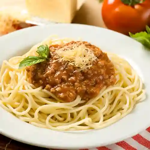 Spaguetti Napolitana Carne