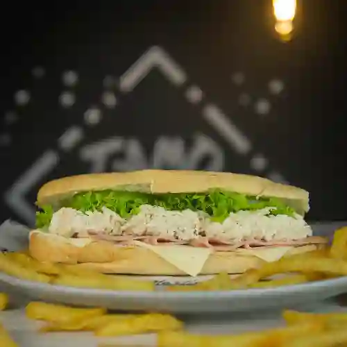 Sándwich Pollo 20Cm