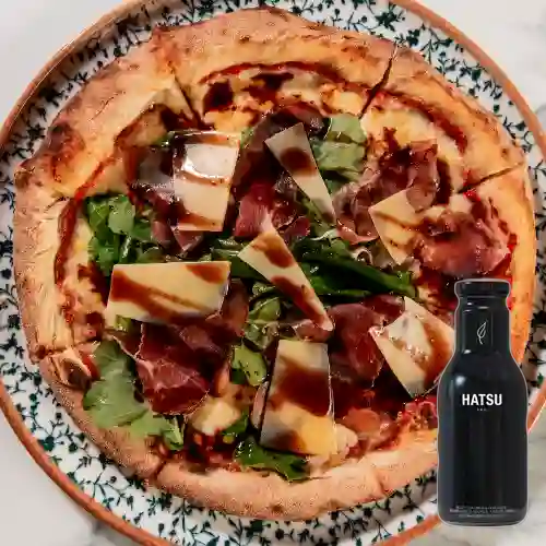 Combo Pizza de Prosciutto + Hatsu Negro 400 ml