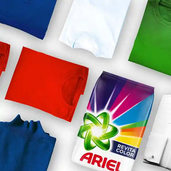 Detergente en Polvo Ariel Revitacolor 2kg