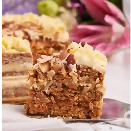 Porción Torta Zanahoria