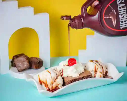 Brownie con Helado