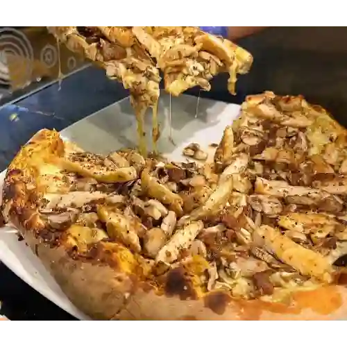 Pizza Mediterránea Deluxe