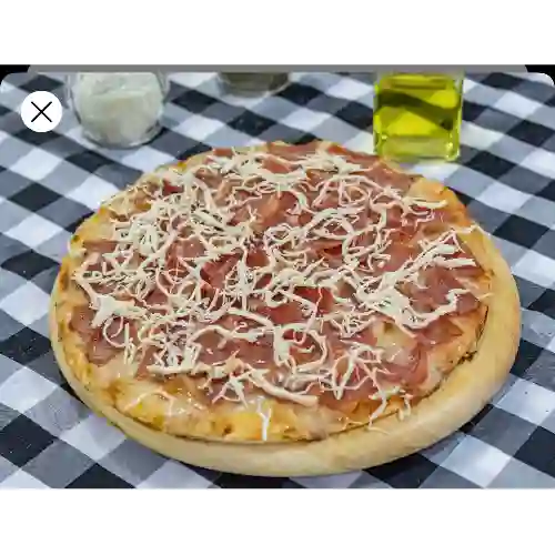 Pizza Jamón- Pollo