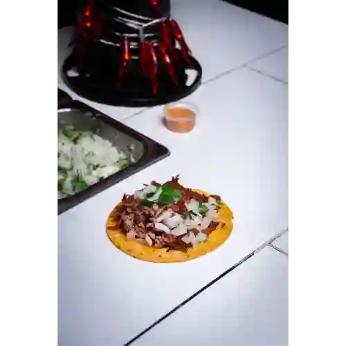 Taco de chorizo santarosano x3