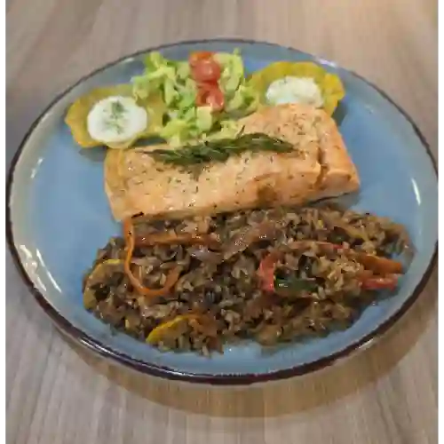 Salmon Tierra Negra