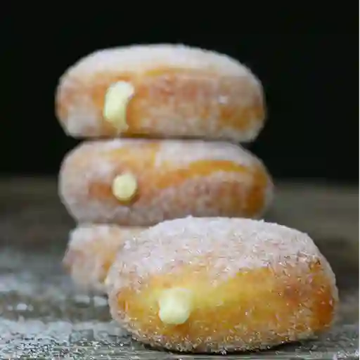 3X1 donas rellenas de crema pastelera