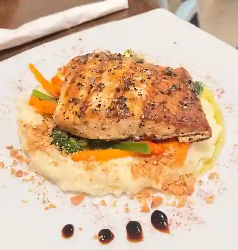 Salmon a la Pimienta