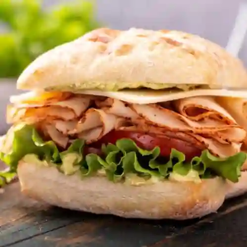 Sandwich de Pavo Relleno