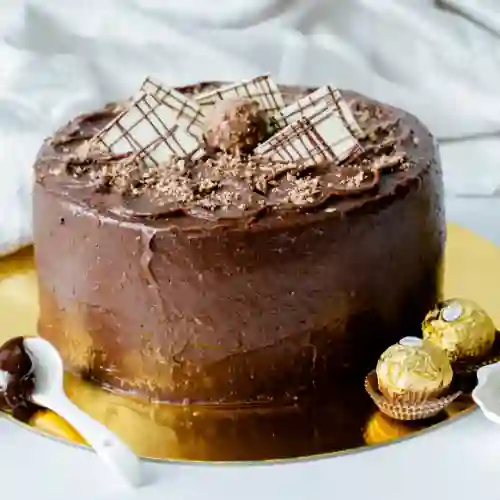 Torta Ferrero Rocher 1/2 Libra