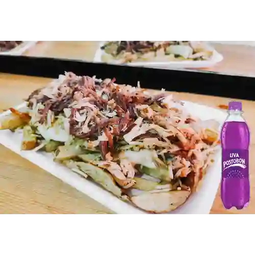 Combo Salchipapa de Carne&Pollo +Postobon Uva 400ml
