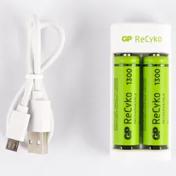 Gp Recyko Cargador de Pilas 1300 Mah + Pilas AA