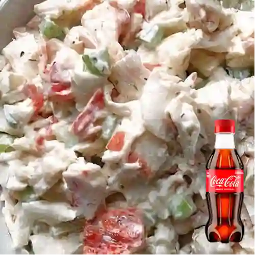 Combo Ensalada de Cangrejo + Coca Cola Original 250ML