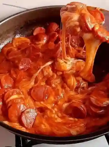 Salchipollo y Tocineta