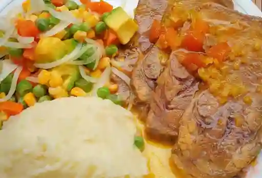 Lengua en Salsa