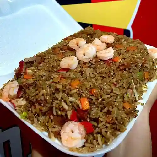 Arroz Yong Chow Fan 3 a 4 Personas